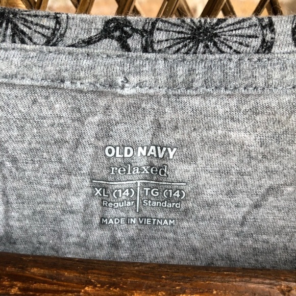 Old Navy Relaxed Tee - Picture 2 of 4
